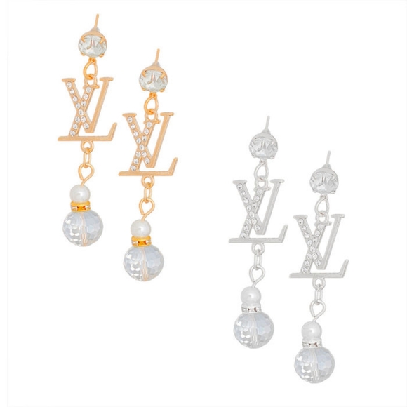 NWT Dangle Earrings - Picture 1 of 2